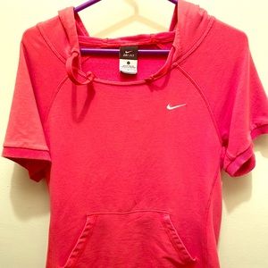 nike dri fit pullover